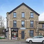 Modern City Centre Studio Apartment